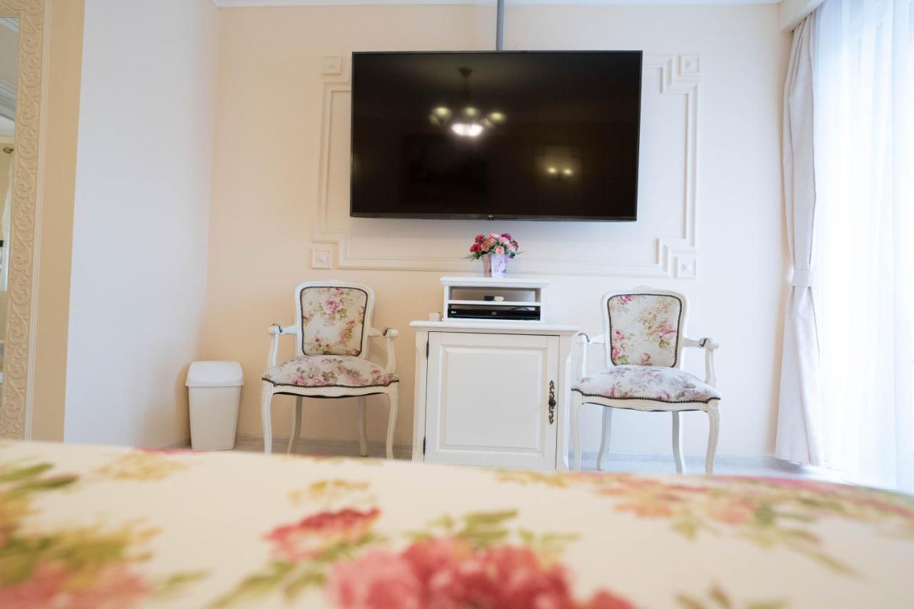 Villa Alice Suceava Ngoại thất bức ảnh