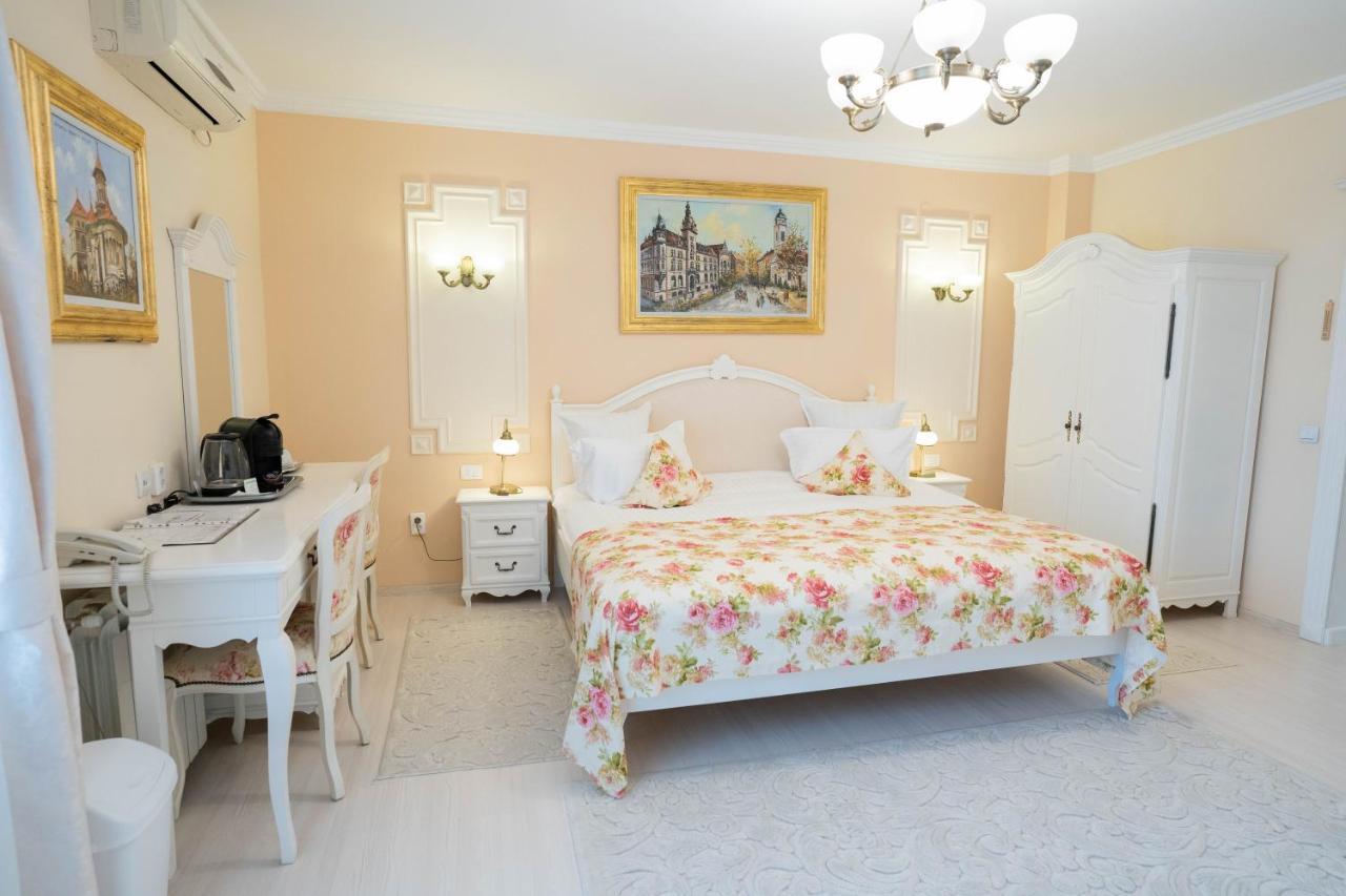 Villa Alice Suceava Ngoại thất bức ảnh
