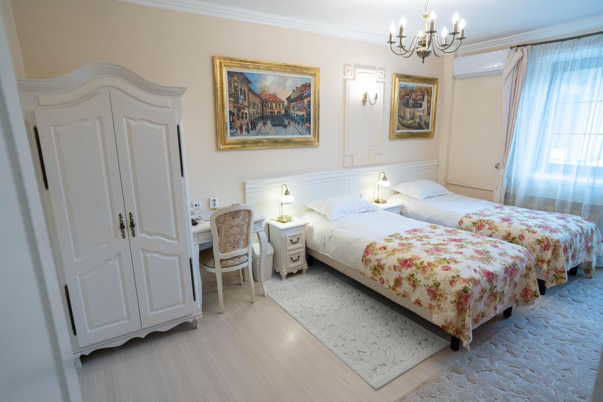 Villa Alice Suceava Phòng bức ảnh